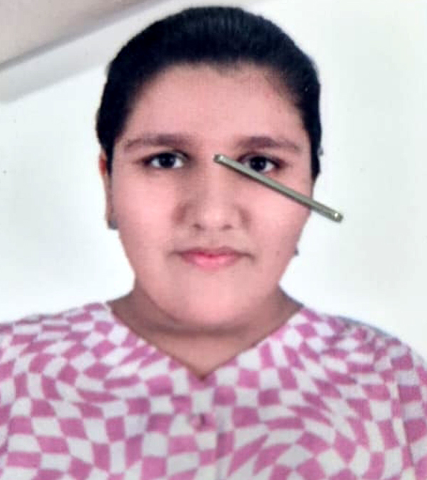 HARI  PRIYA